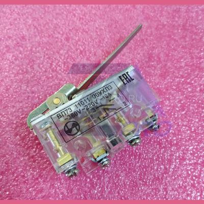 Выключатель путевой ВП73 11011 00УХЛ3 (с рычагом)