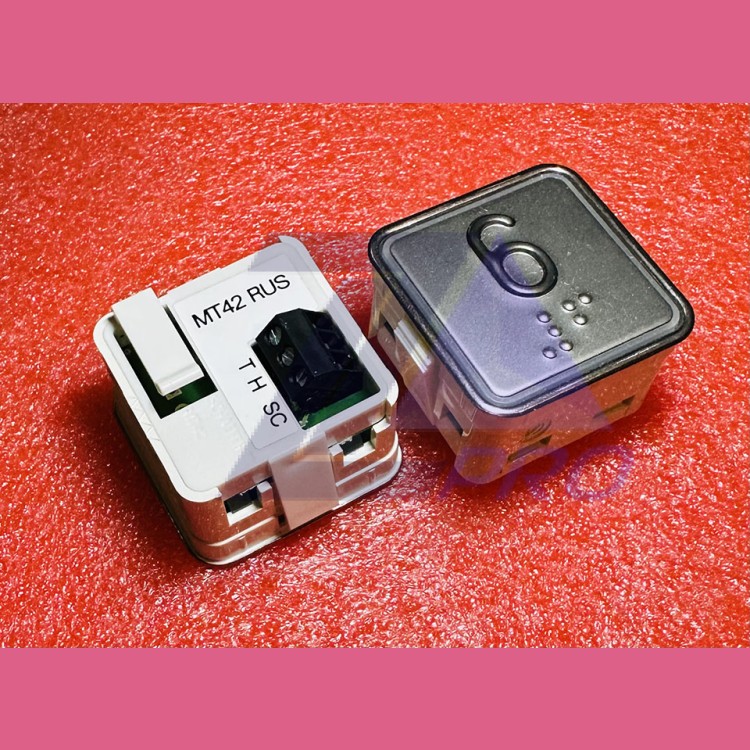 Модуль кнопочный "6" красная подсветка с шрифтом Брайля MT42 RUS Schaefer ЩЛЗ