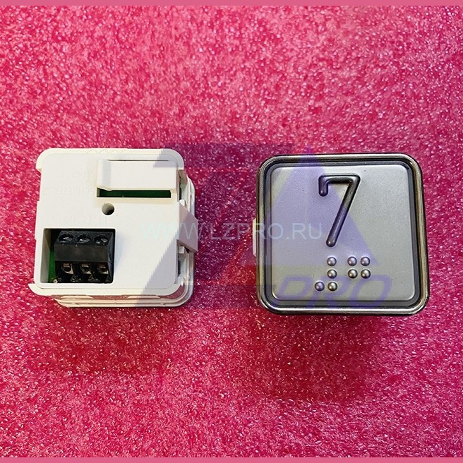 Модуль кнопочный "7" красная подсветка с шрифтом Брайля MT42 RUS Schaefer ЩЛЗ