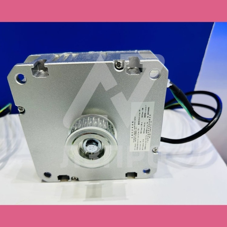 Мотор привода дверей (220V, 1.0A, 26.7Hz, 5.0Nm, 200r/min, 105W) 140TAST-01H2M44K(01)