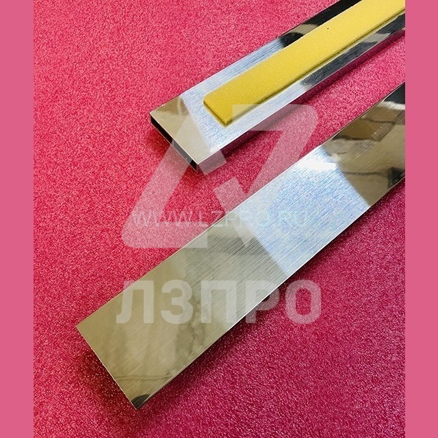 Плинтус кабины лифта L-497 BROSSE FAA459Z997 CB 497 Otis