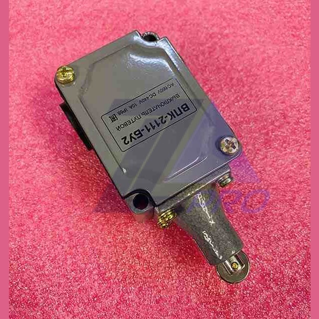 Выключатель путевой ВПК 2111 БУ2