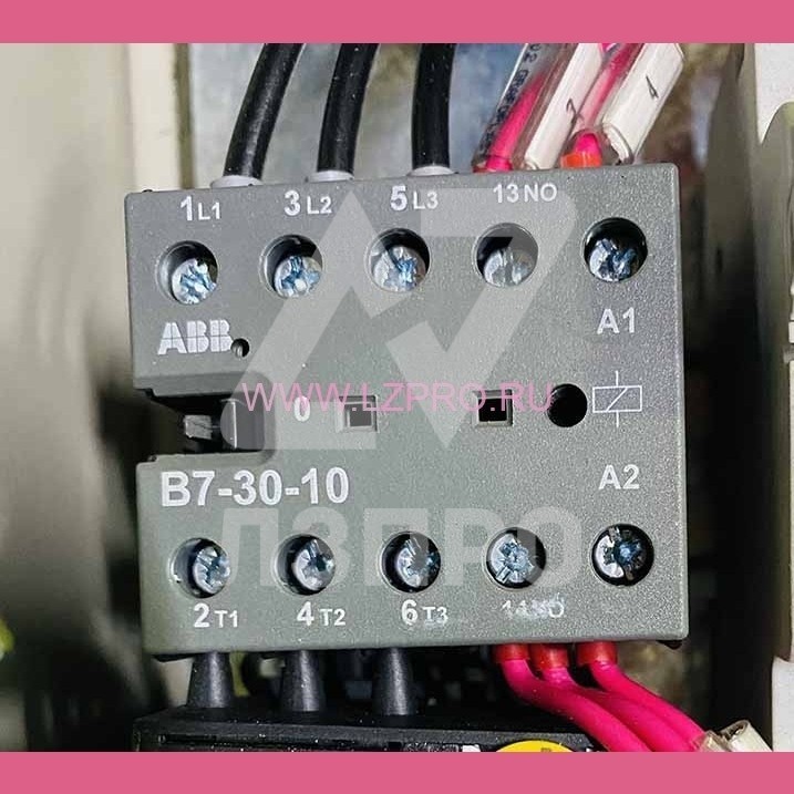 Миниконтактор 3-х полюсный 12A 230В AC B7-30-10 ABB