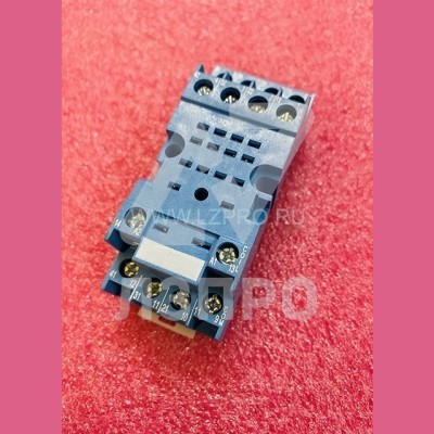 Колодка (розетка) 94.74 Finder