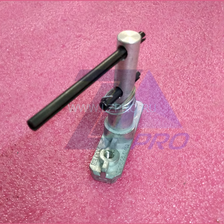 Ключевина замка ДШ с 2 осями (правая/левая) 3215.05.5M62 Selcom