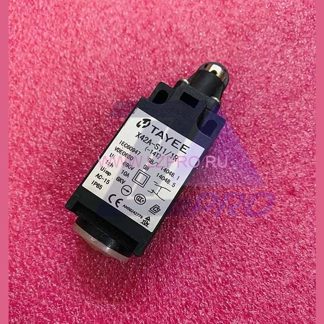 Выключатель концевой X42A-S11/1R TAYEE