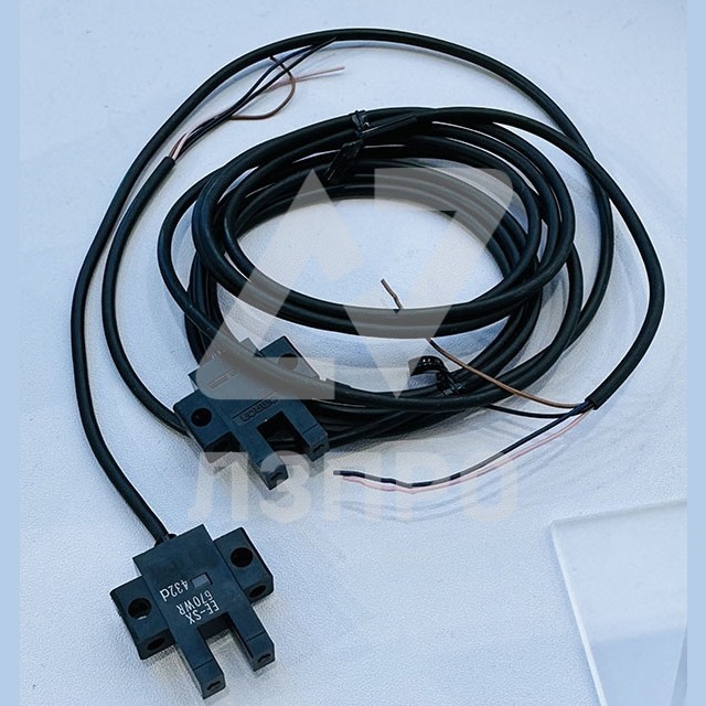 Датчик оптоэлектронный EE-SX670WR