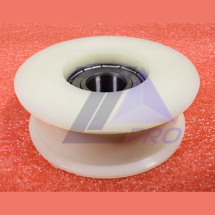 Ролик натяжной привода дверей D=67мм 0621Б.23.40.730 МЛЗ