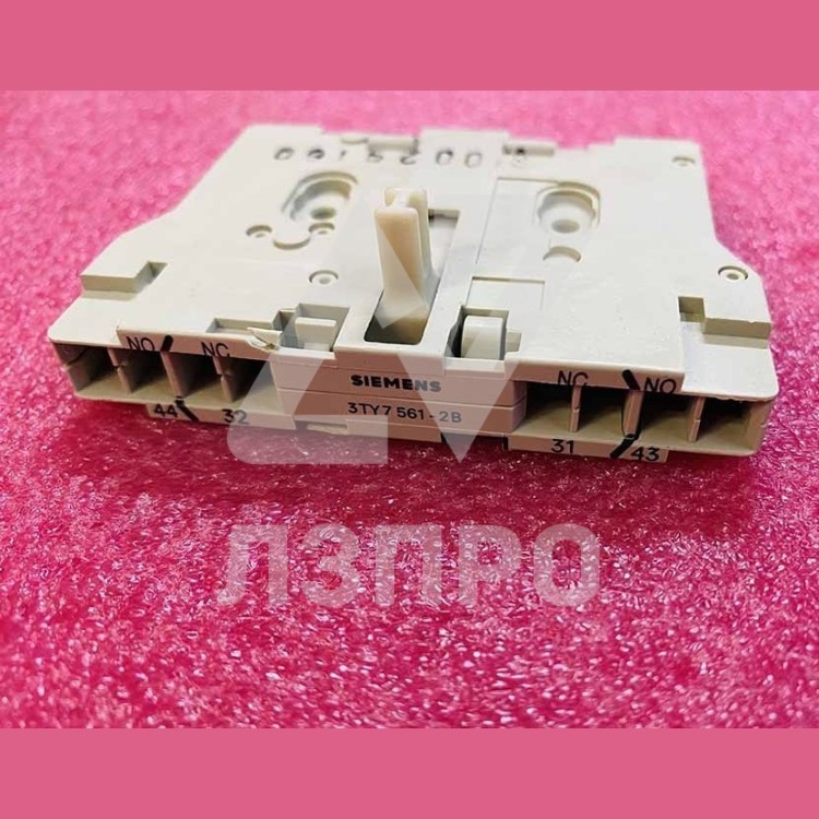 Блок дополнительных контактов с соединительной вставкой 3TY7 561-2B Siemens