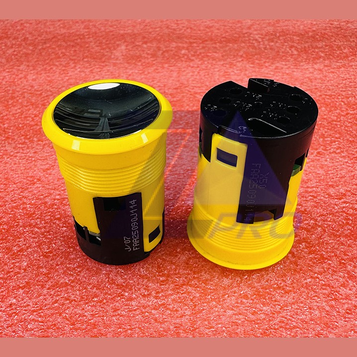 Кнопка (аварийная, желтый ореол без подсветки, полированная) FAA25090J114