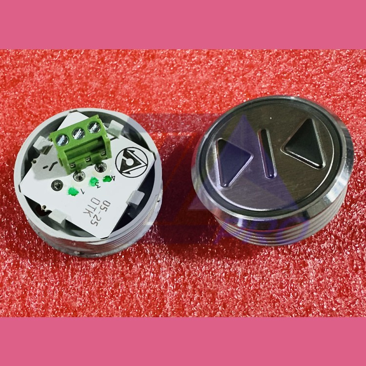 Модуль кнопочный без подсветки "ЗАКРЫТИЕ ДВЕРЕЙ" К1-Закр-К (аналог Achille Vega)