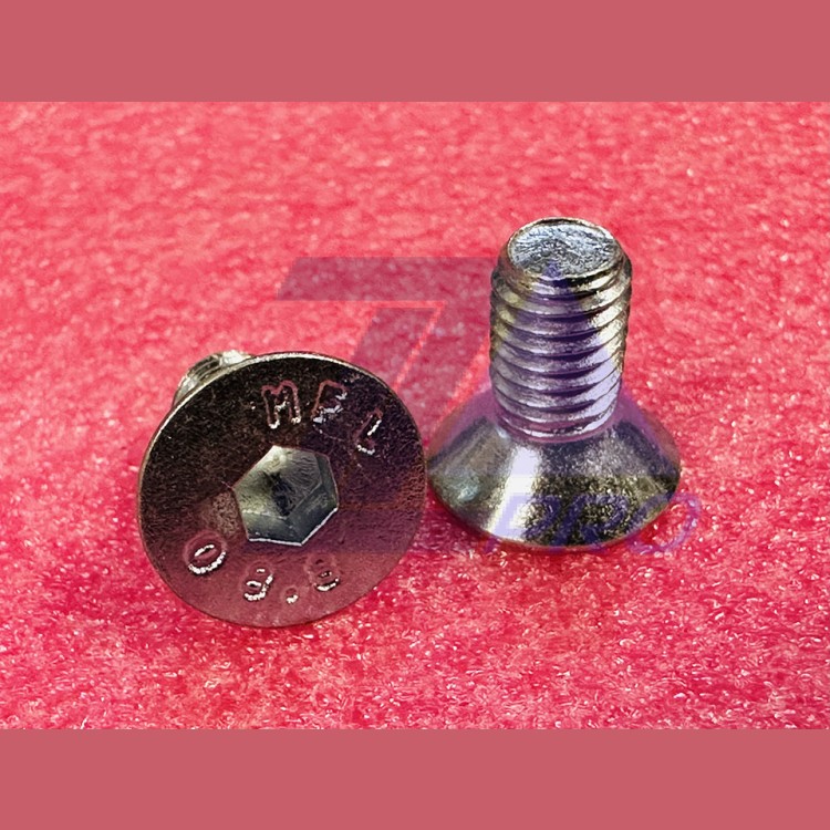 Винт крепления гребенок Schindler ThyssenKrupp Sigma