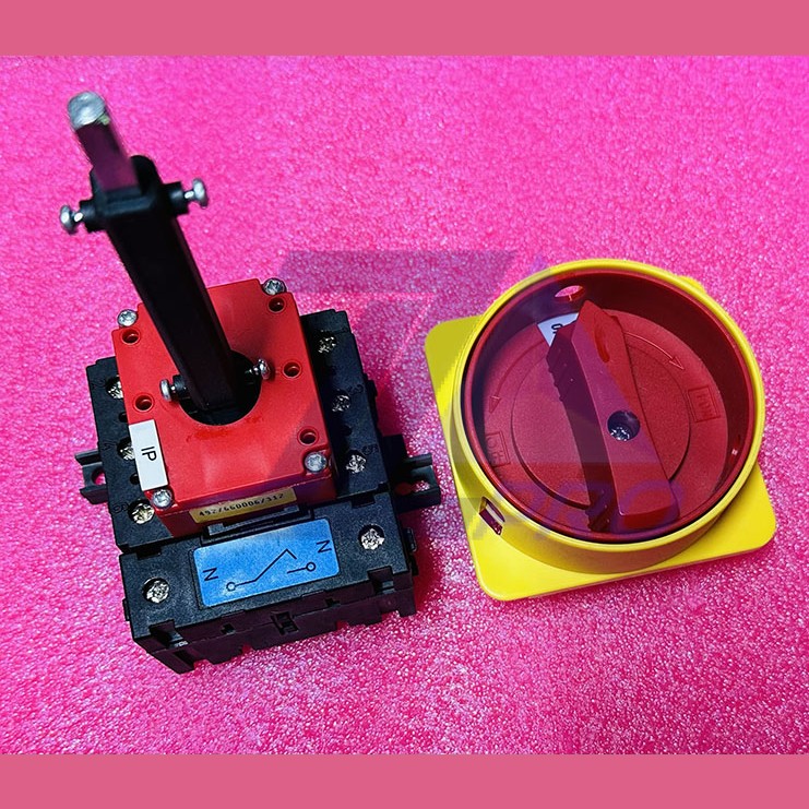 Переключатель 63A 600VAC 3-PH ML 2-660 General Electric