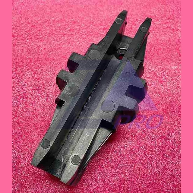 Вкладыш 14мм пластик 401.04.03.013 ЩЛЗ