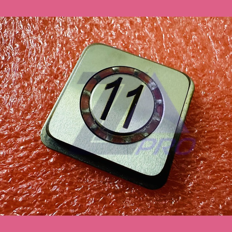 Толкатель квадратный 11 кнопочного модуля ВКЛ13А-7