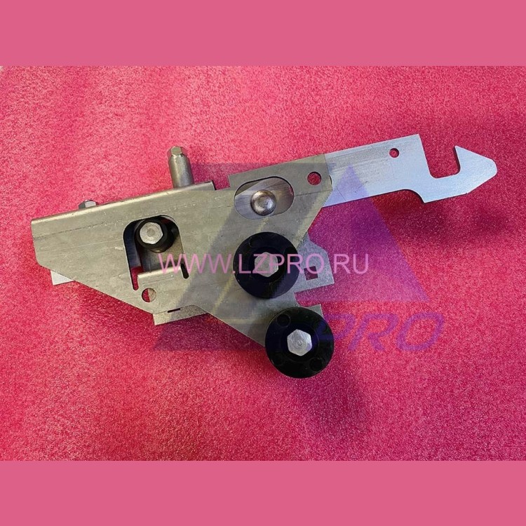 Замок дверей шахты левый 0411Е.06.05.090-01 Ecomaks