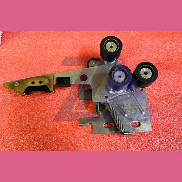 Замок дверей шахты правый ZAA9940LG2 (A9940G) Otis