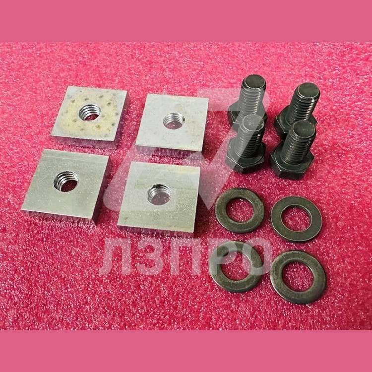 Комплект крепежа дверей шахты Selcom Wittur